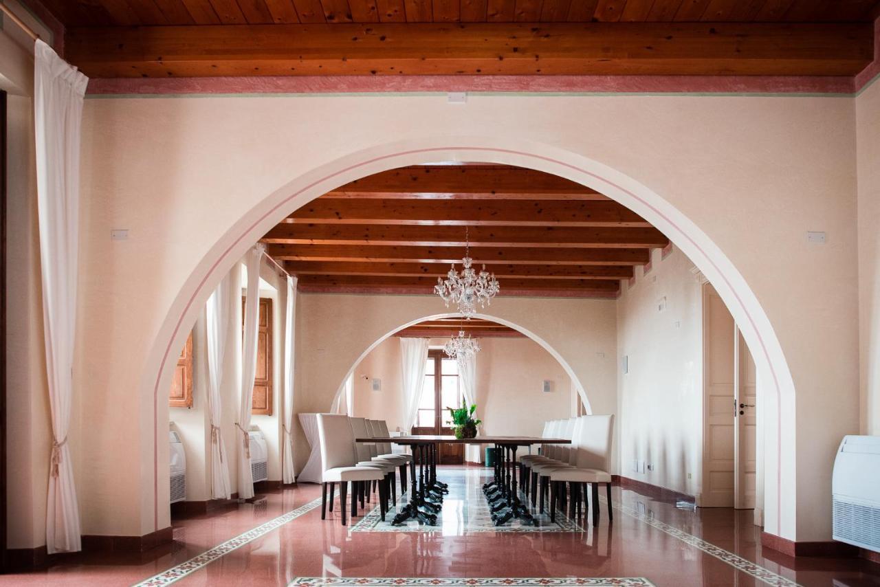 Palazzo Candida B&B Gerace Extérieur photo