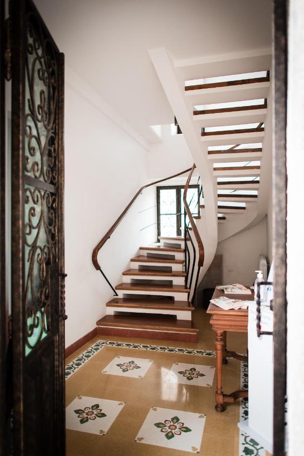 Palazzo Candida B&B Gerace Extérieur photo
