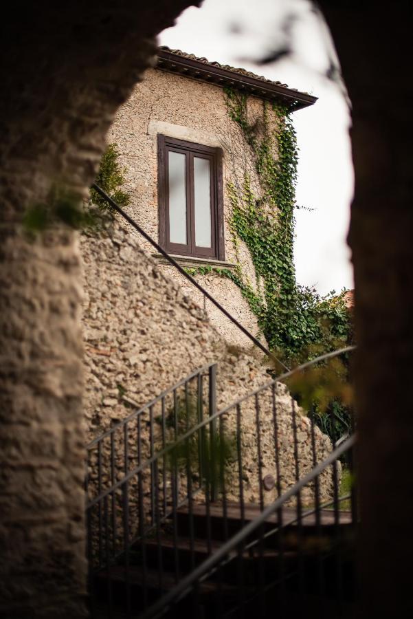 Palazzo Candida B&B Gerace Extérieur photo