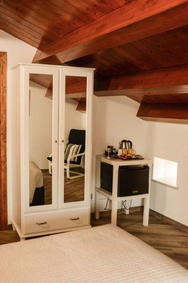 Palazzo Candida B&B Gerace Extérieur photo