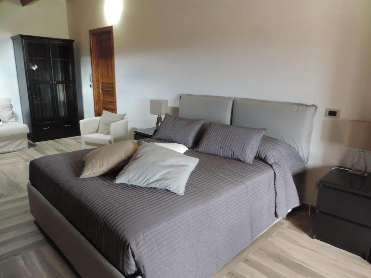 Palazzo Candida B&B Gerace Chambre photo